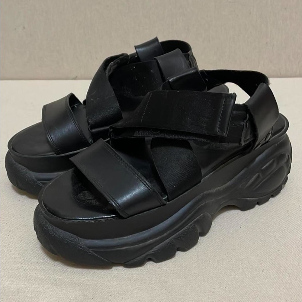 Black Buffalo Chunky 90s Platform Sandals size 38 women’s 8